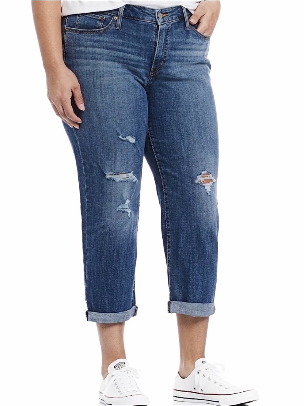 Levi’s Women's Plus Boyfriend Jeans mid rise relaxed distressed cropped